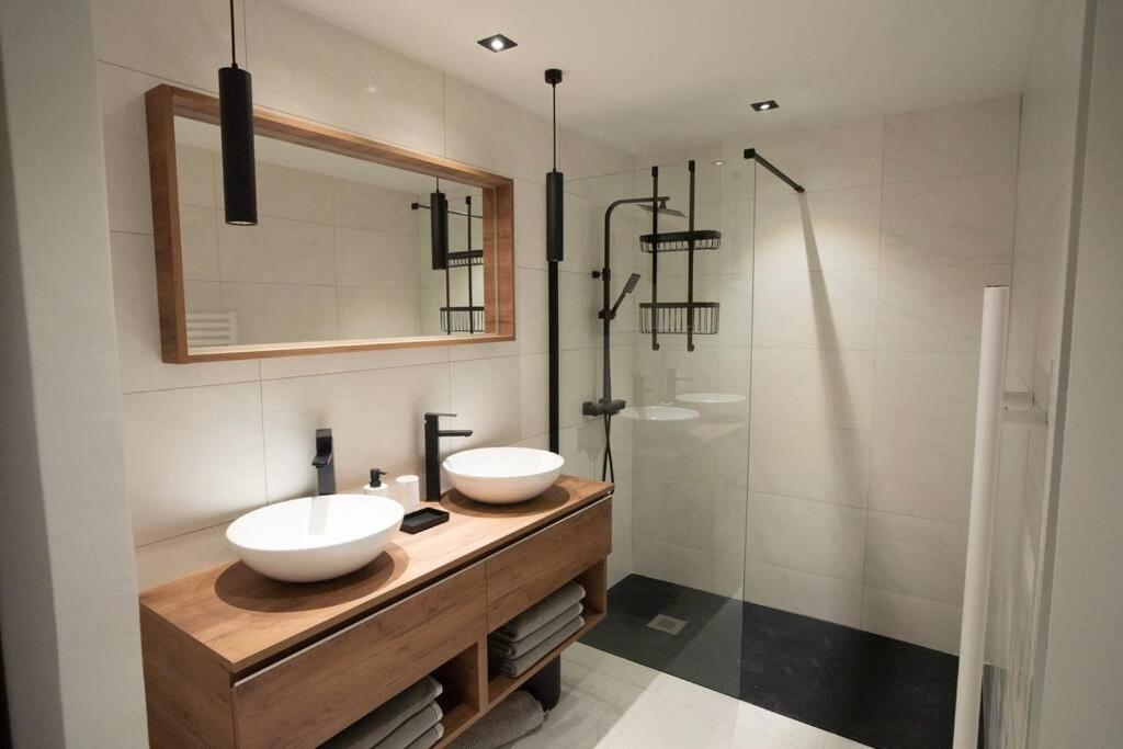 Rez De Villa De Charme-Piscine-3 Chambres 6 Pers Saint-Raphaël Zewnętrze zdjęcie
